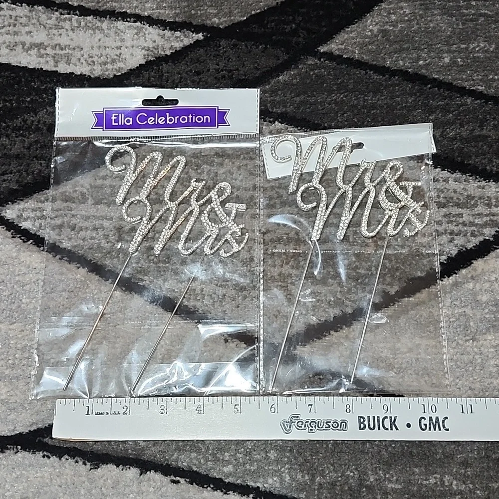 ELLA CELEBRATION SILVER METAL RHINESTONES MR & MRS CURSVIE WEDDING CAKE …